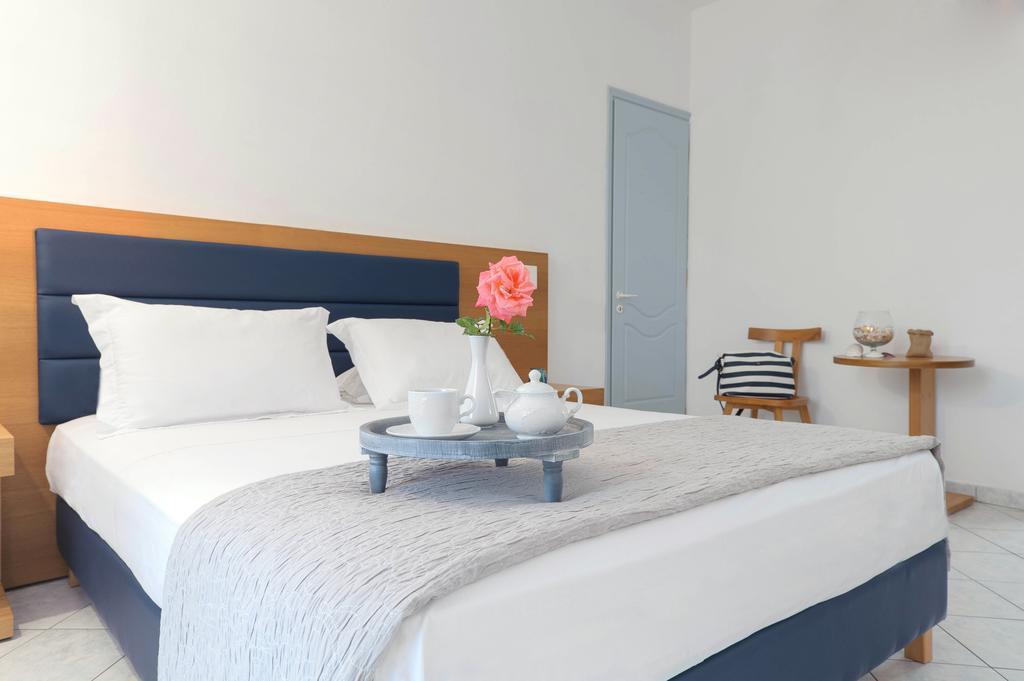 Karras Star Hotel Evdilos  Exteriör bild